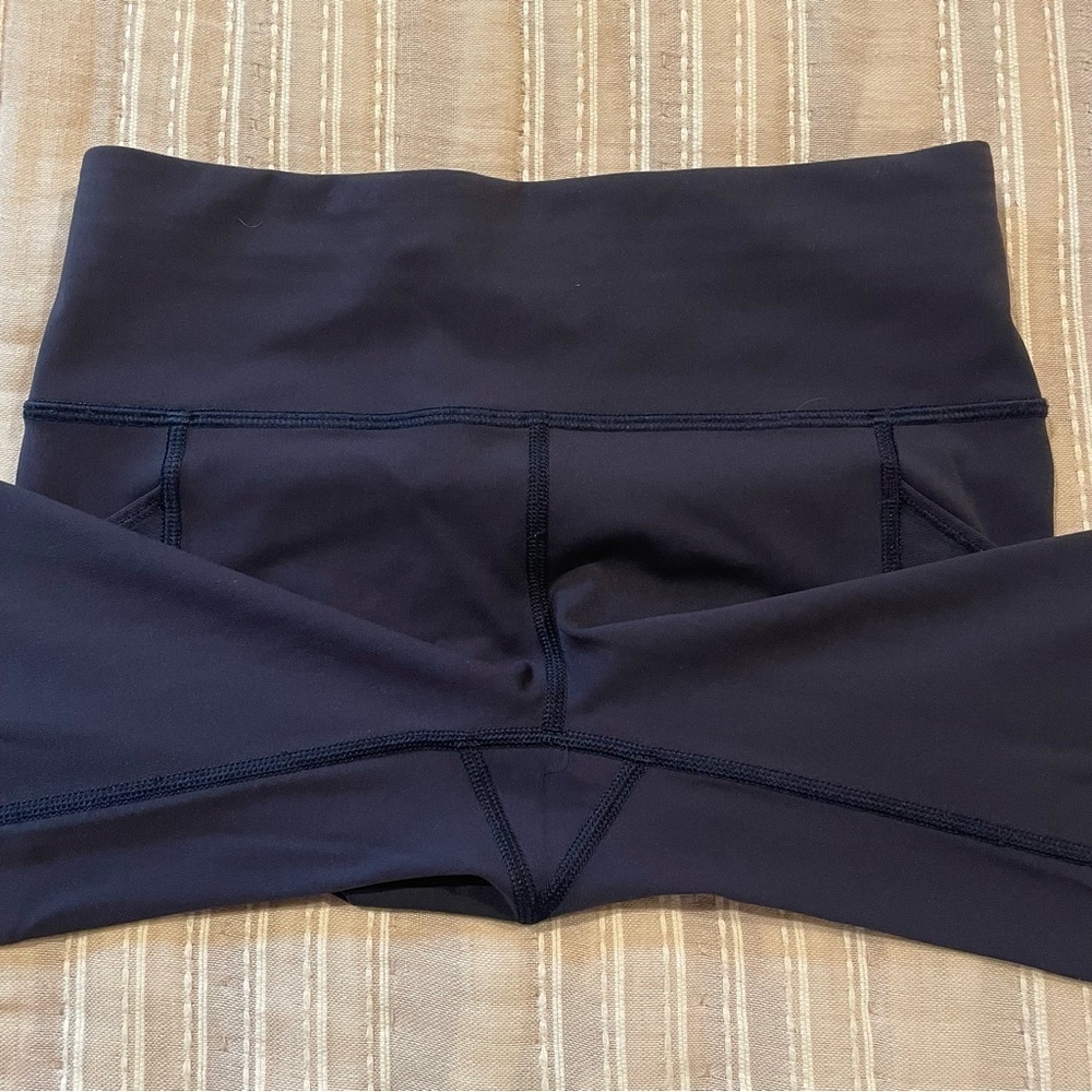 Lululemon Home Stretch Crop 19” Mesh Sheer Leggings Midnight Navy Blue 4 W6AL8S - Picture 3 of 11